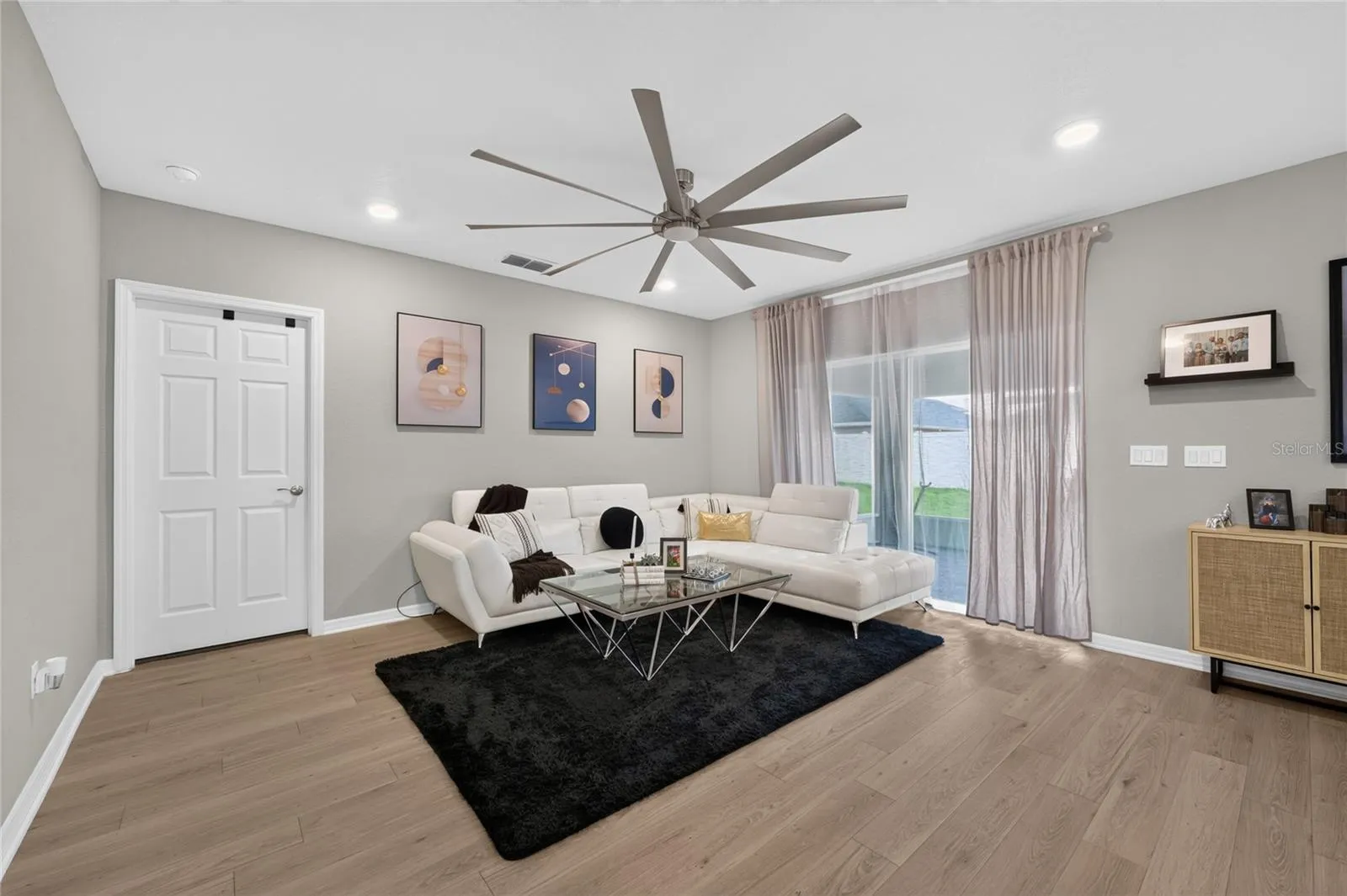 Living and sliding door