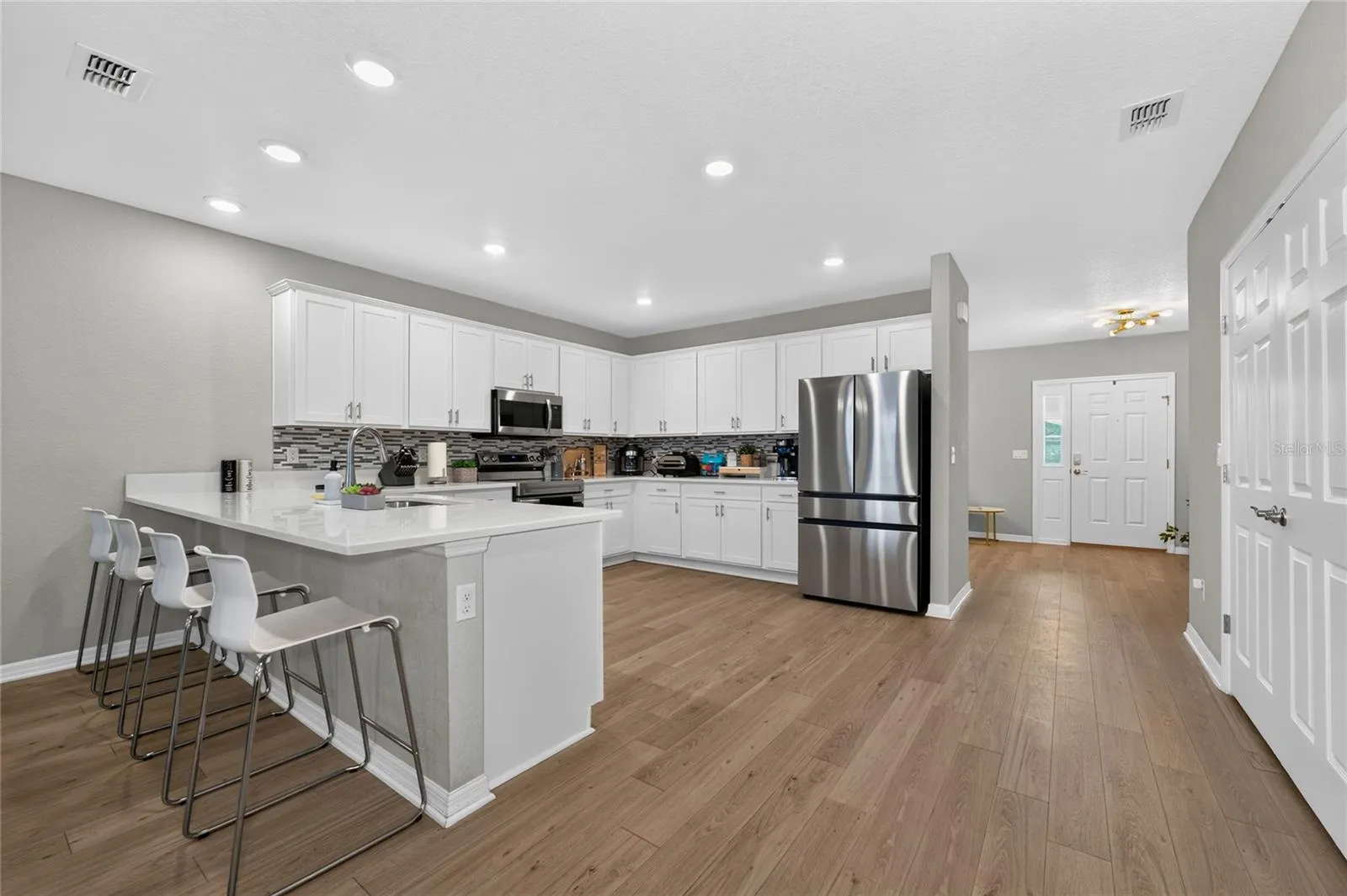 Back to front kitchen and storage
