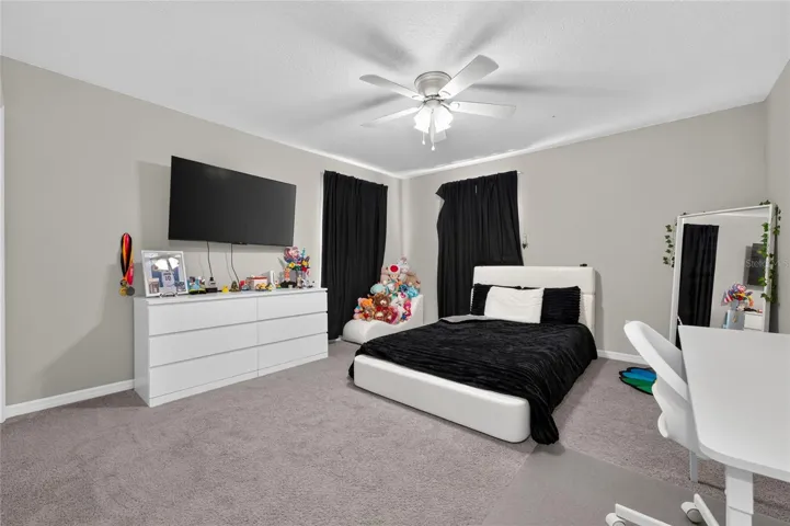 bedroom 2nd floor