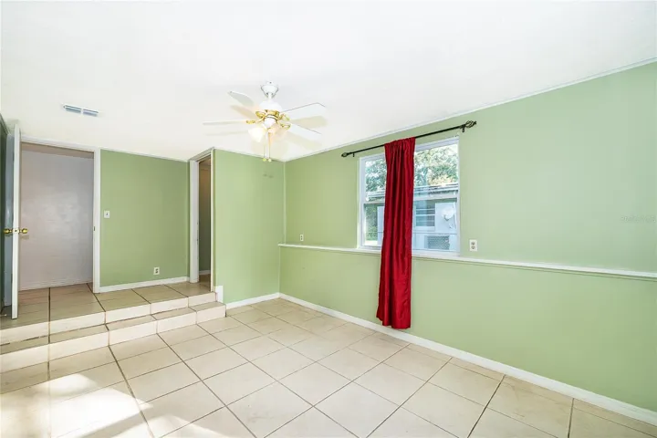 Primary Bedroom has a Walk-In-Closet