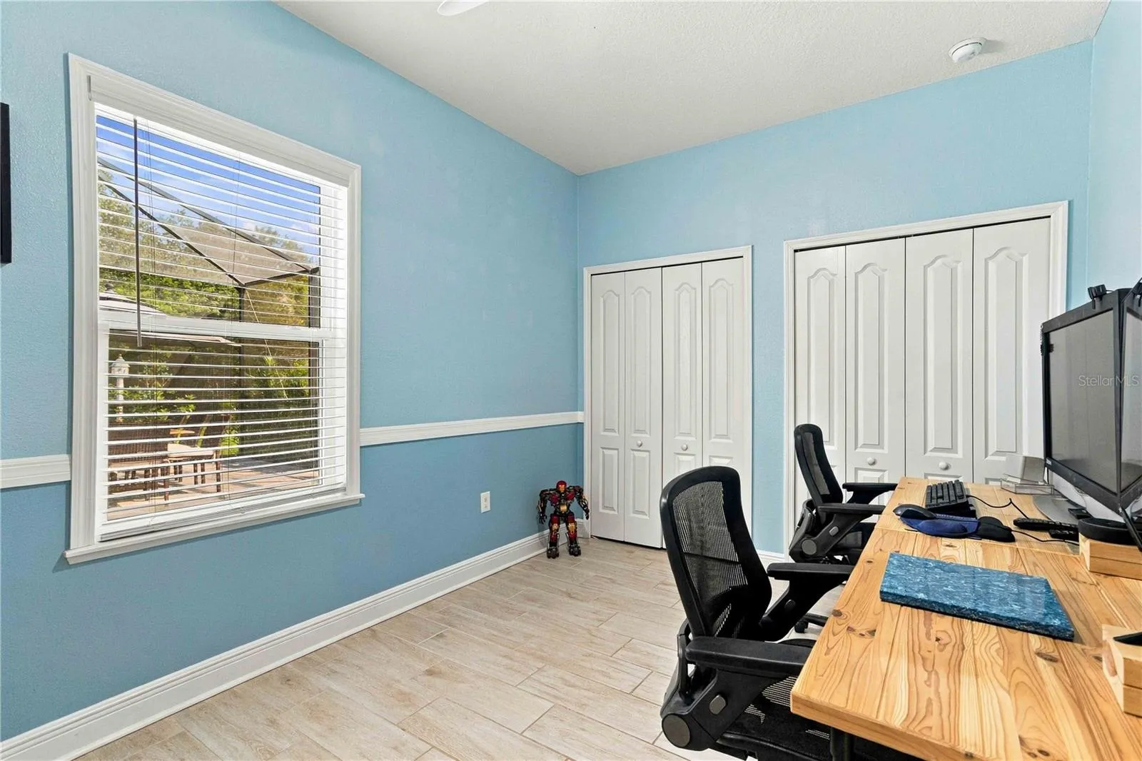 Versatile secondary bedroom