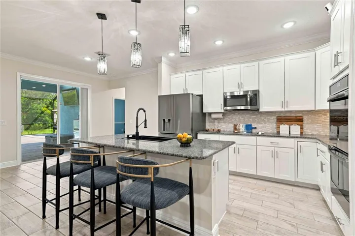 Open kitchen with plenty of workspace