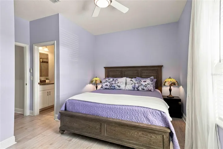 Flexible fourth bedroom or guest suite