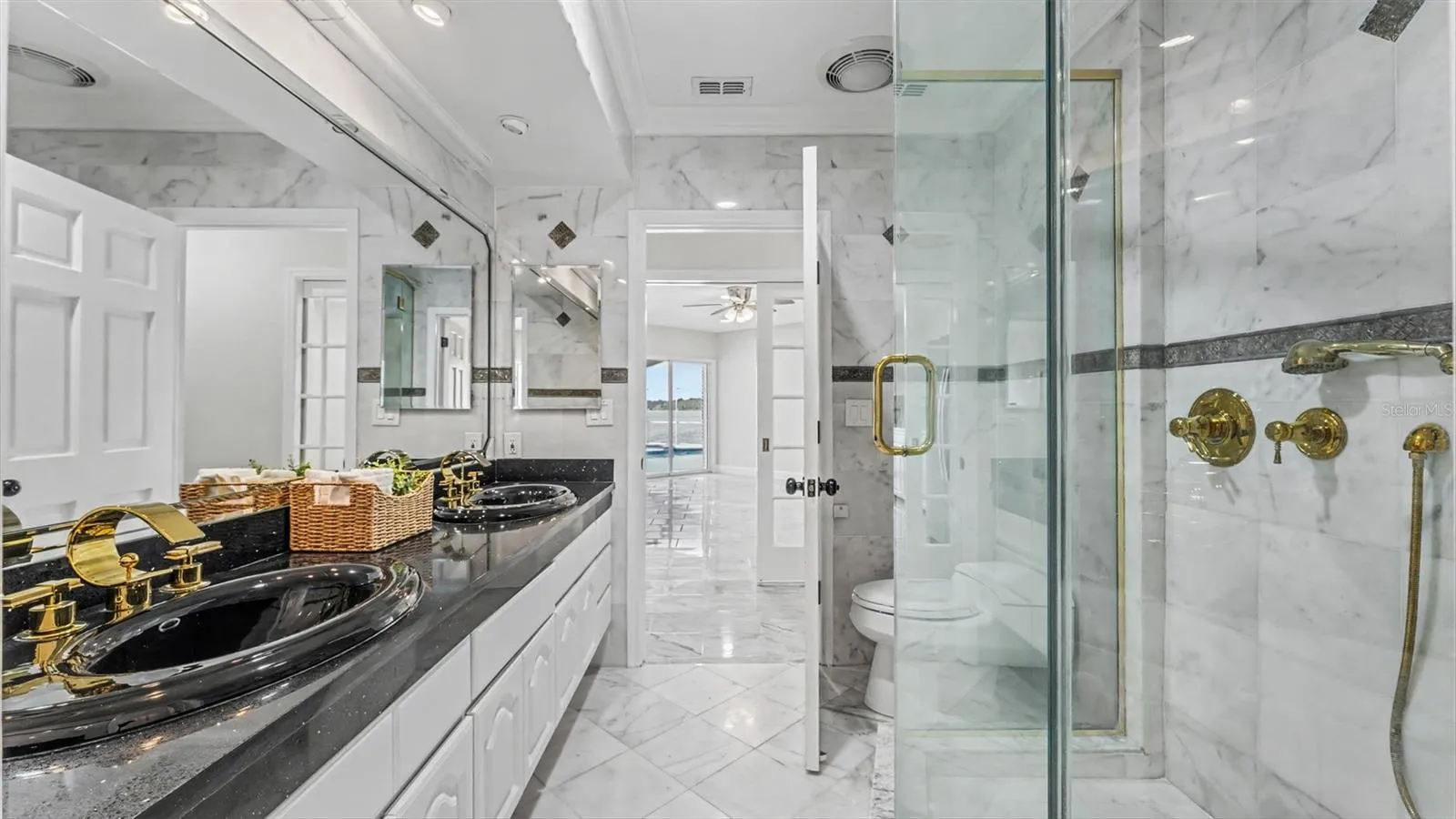 Bathroom #2