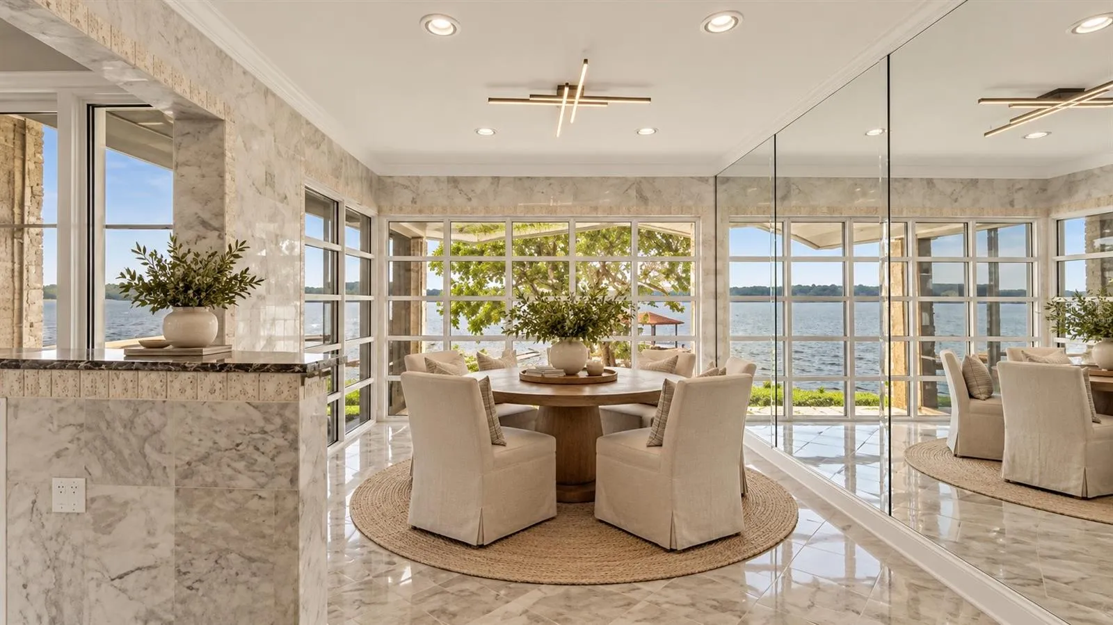 Dining space off kitchen *Virtually staged