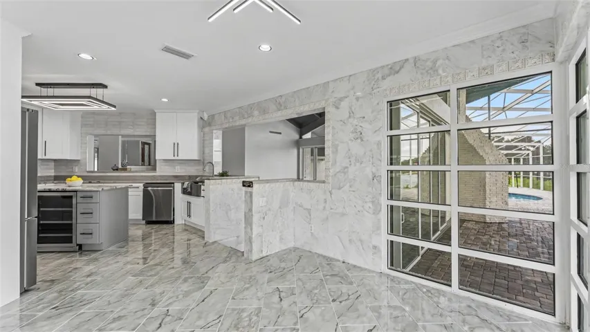 Kitchen dining area