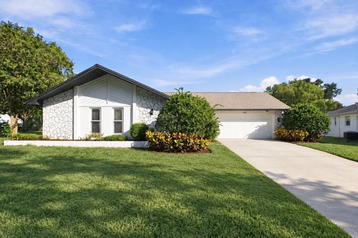 Welcome home to your renovated Highland Lakes paradise~
