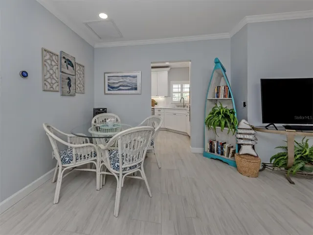 The formal dining space is just off the kitchen and perfect for serving
