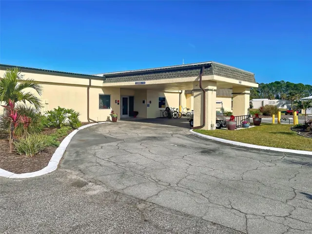 Clubhouse/Rec Area