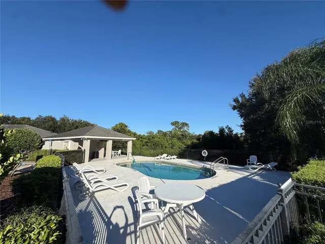 Community pool