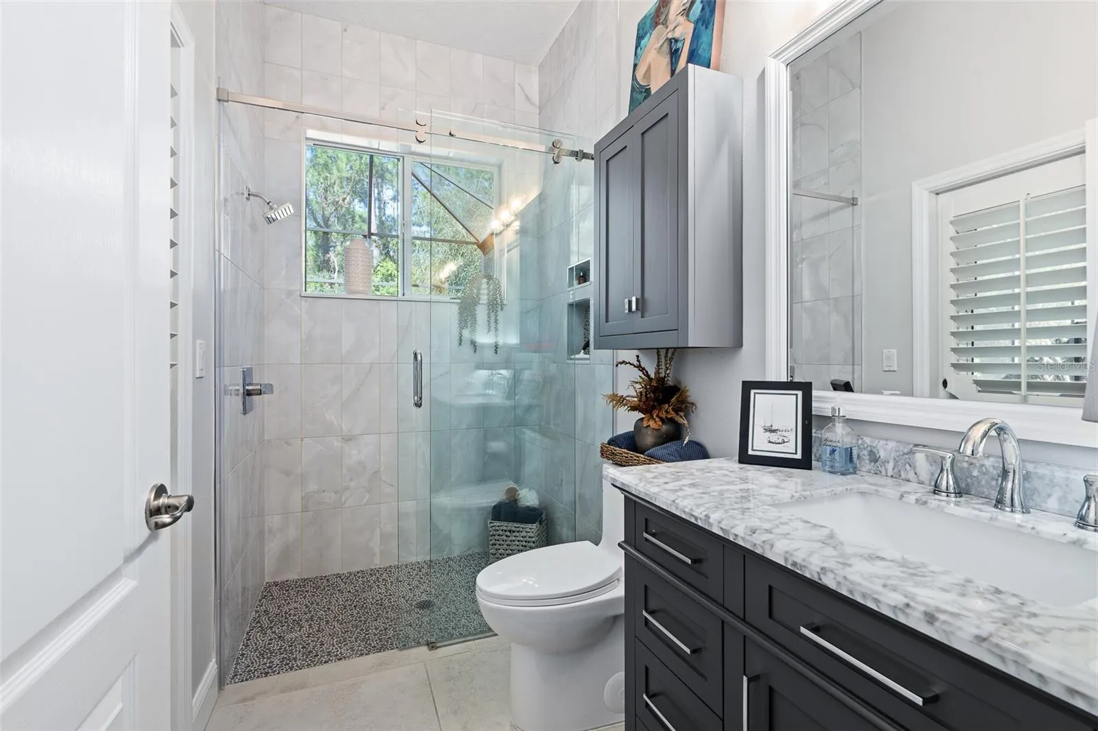 Guest Bathroom/Pool Bathroom
