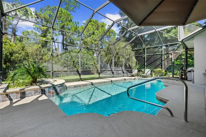 Lanai/Pool