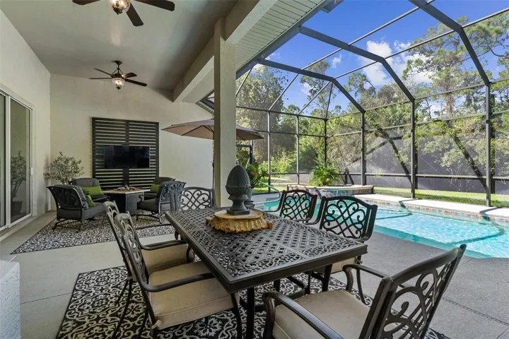 Lanai/Pool