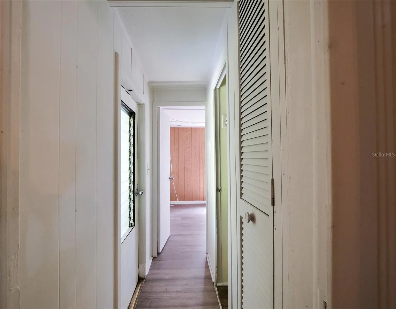 WHOLEWAY TO BEDROOM #2