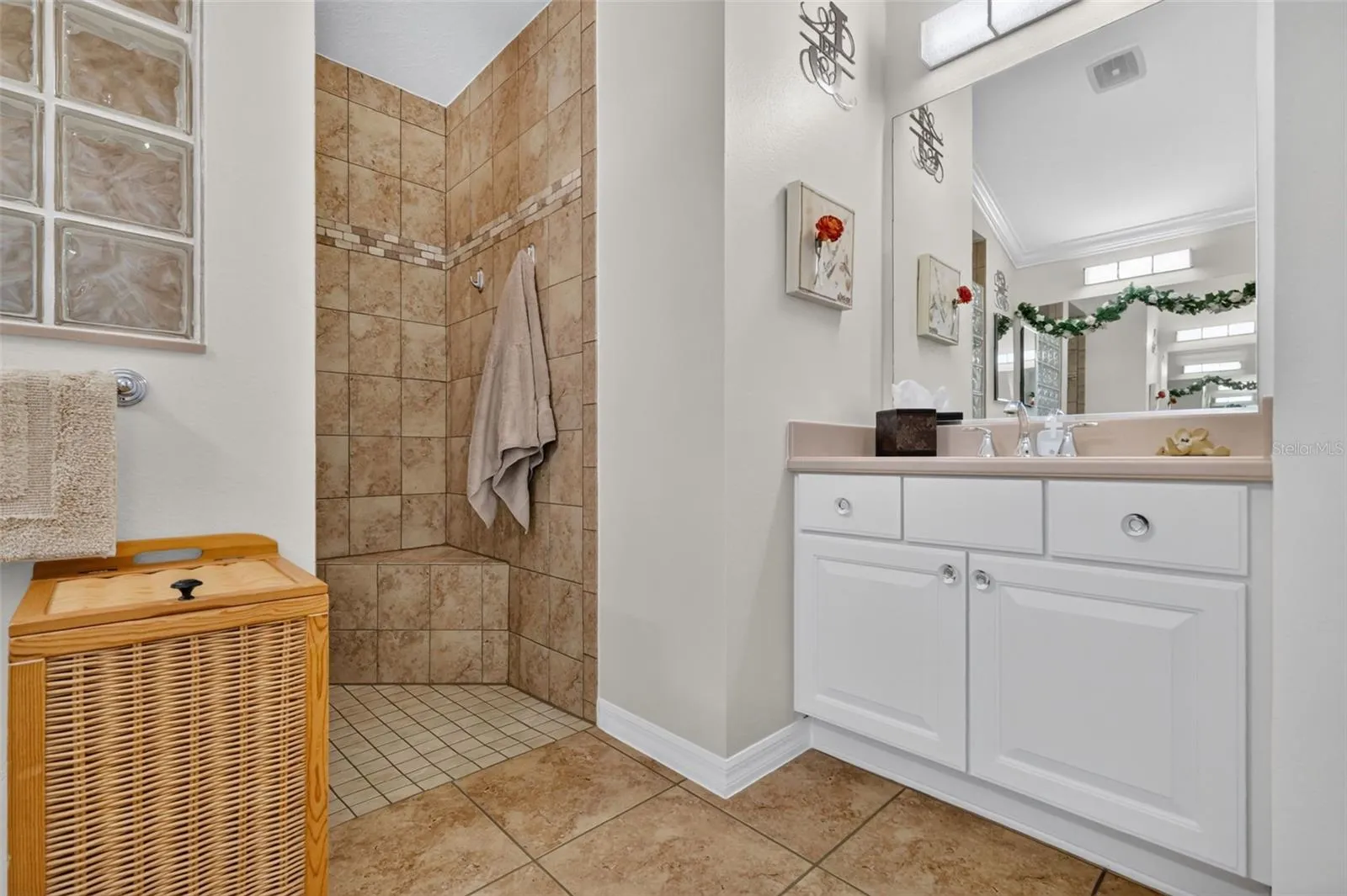 Primary- Roman Shower