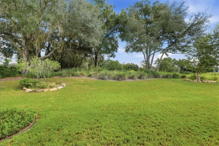 FABULOUS BACK YARD WITH PRIVACY