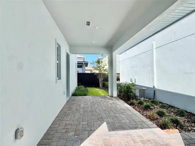 Rear Lanai
