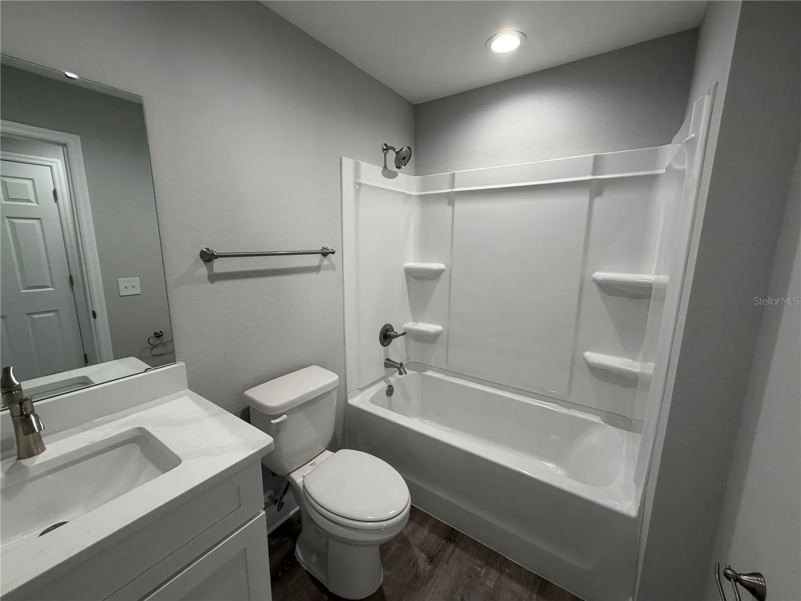 2nd bathroom