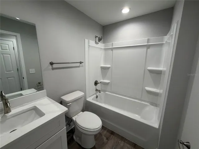 2nd bathroom