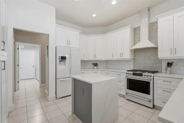 High ceilings with exceptional natural light, this fresh kitchen is a home run.