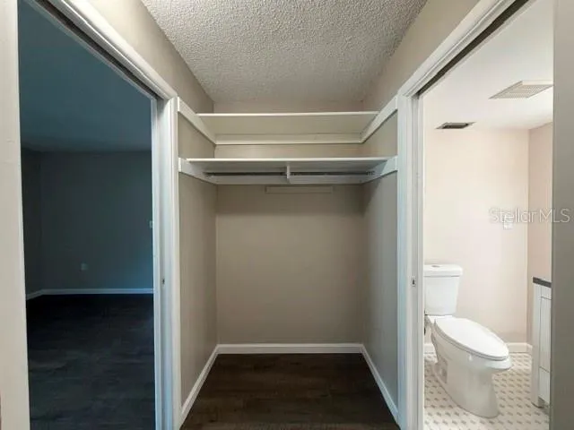 Walk In closet