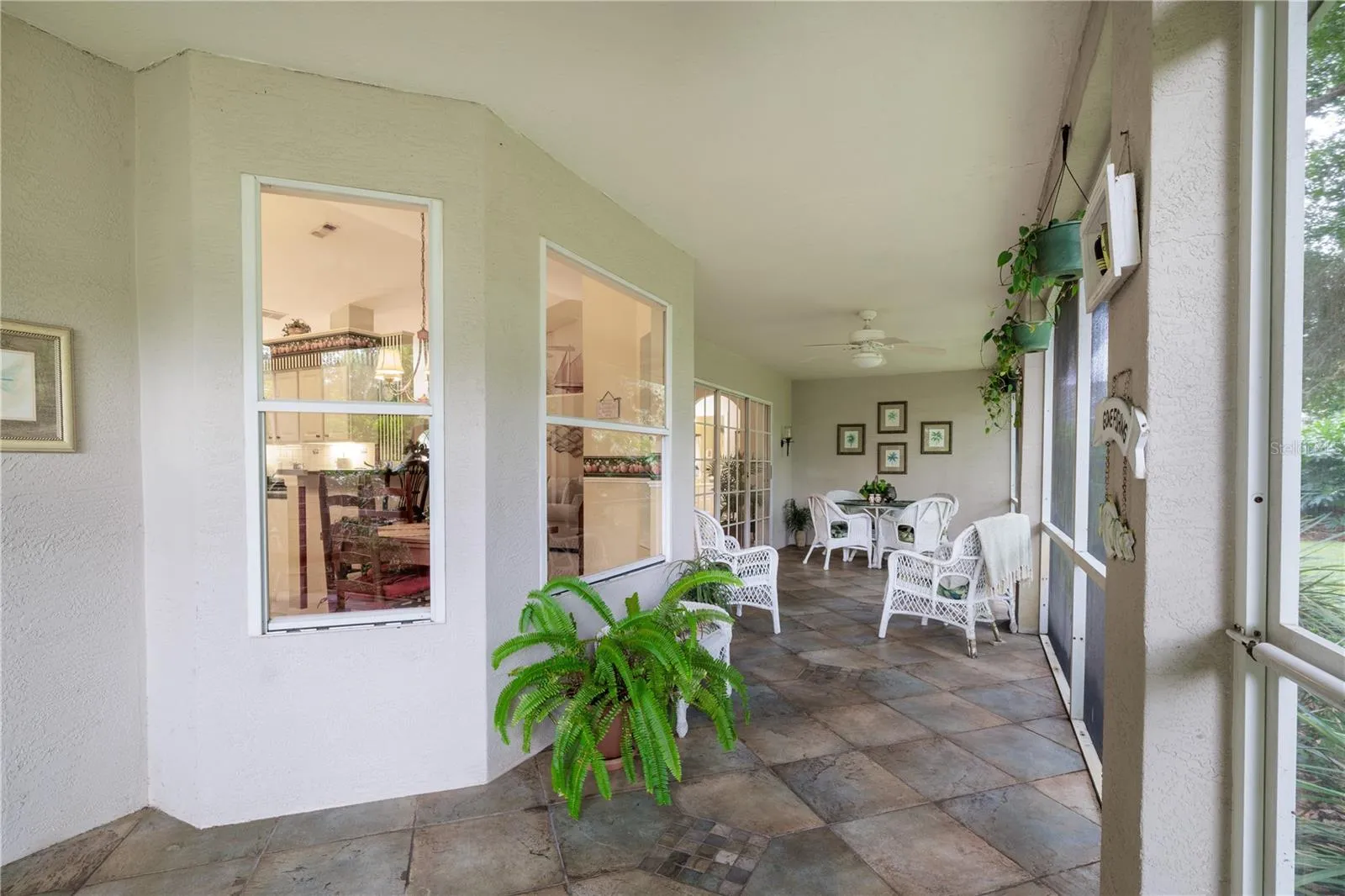 Screened Rear Porch