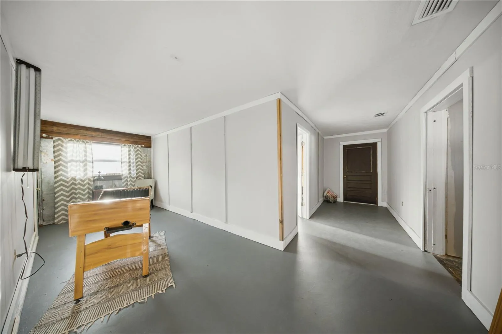 Spacious flex area