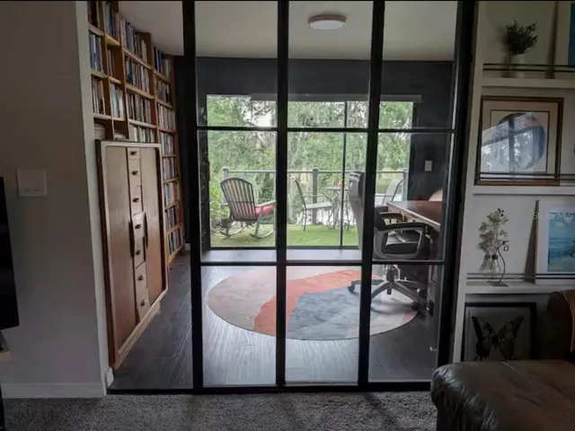 En-suite Treehouse Office