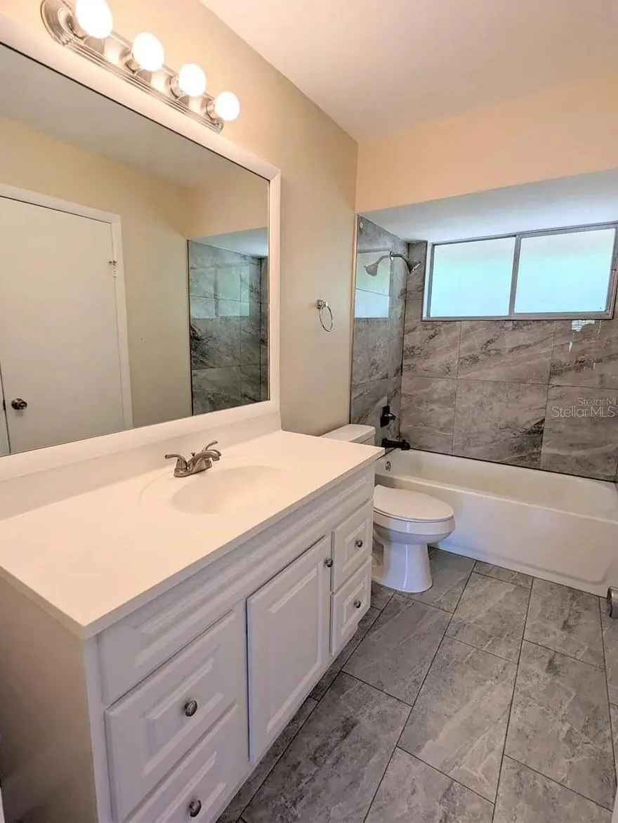 Jack and Jill master bath