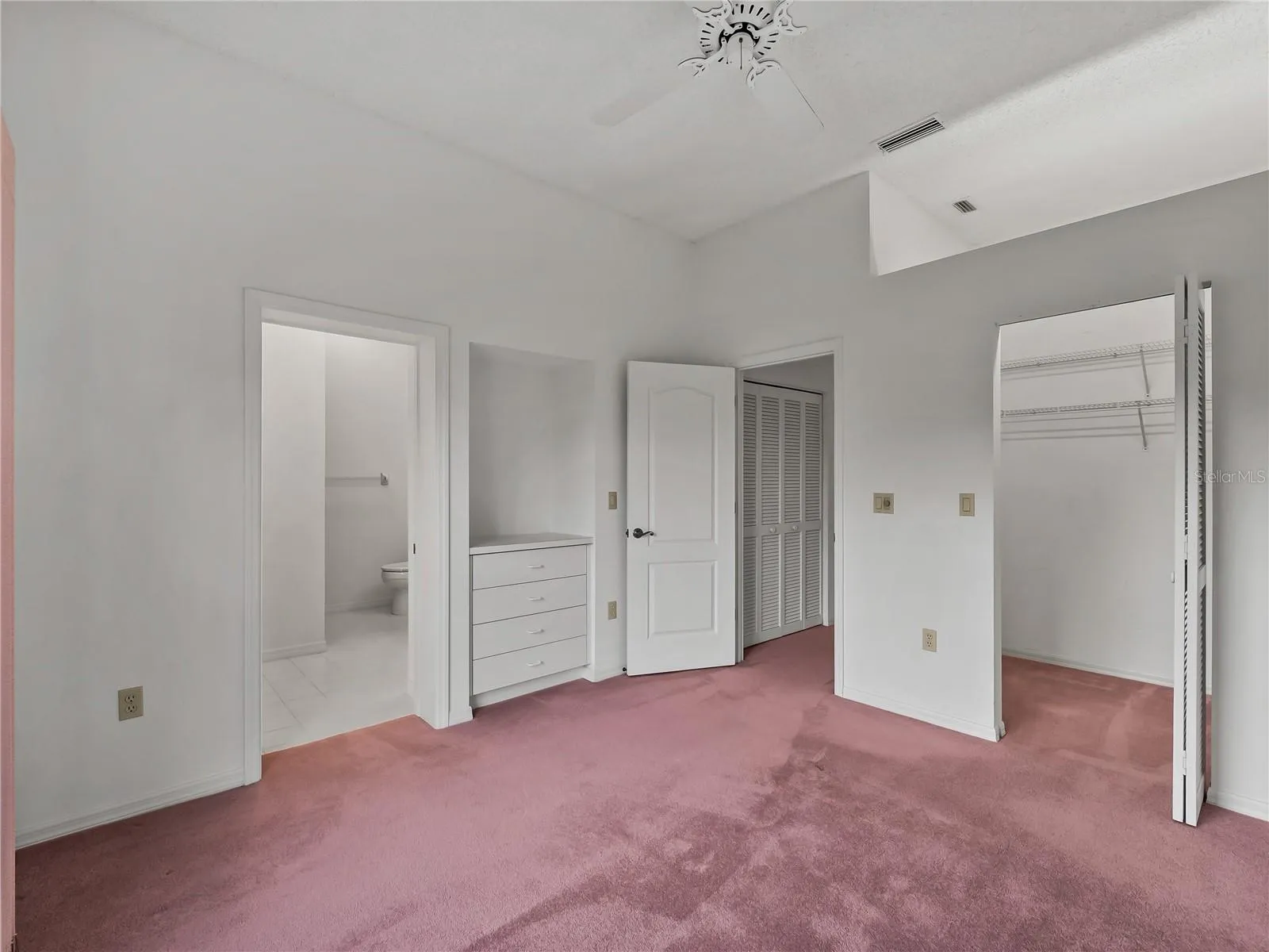 Bed #2 walk in closet and Ensuite bathroom entrance