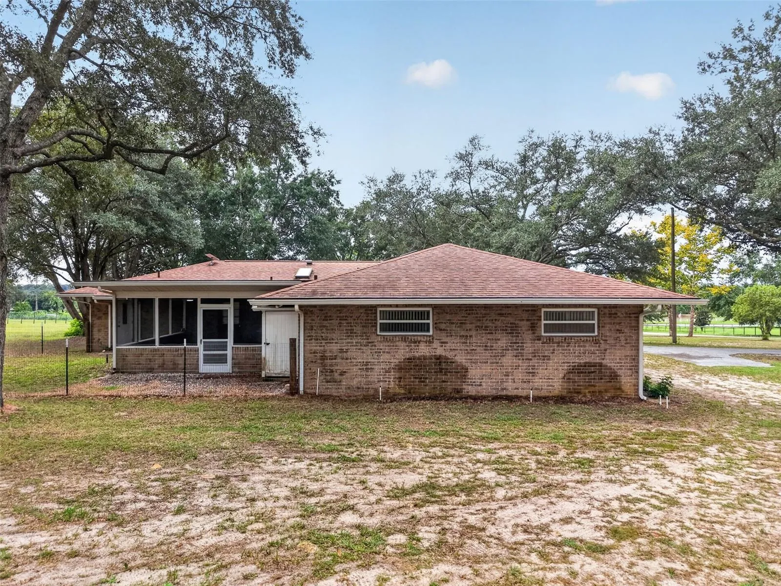 Side/rear property