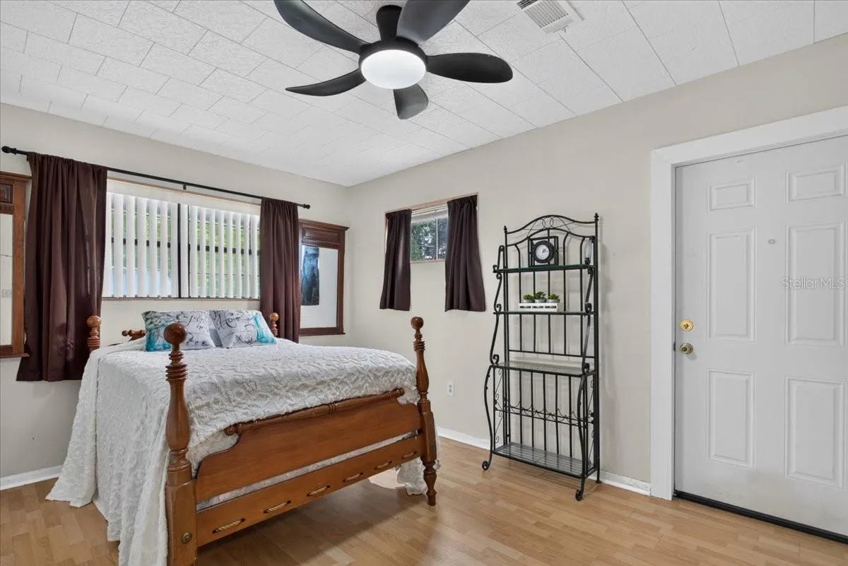 4th Bedroom with a separate entrance