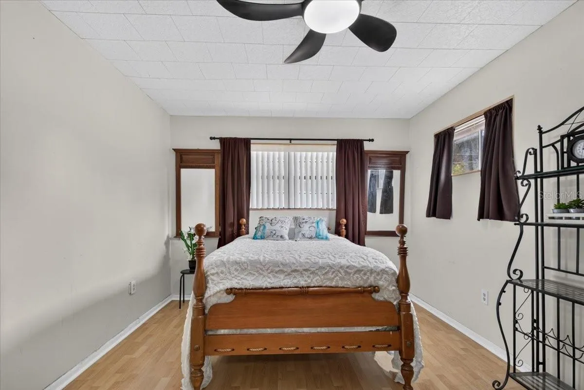 4th Bedroom with a separate entrance