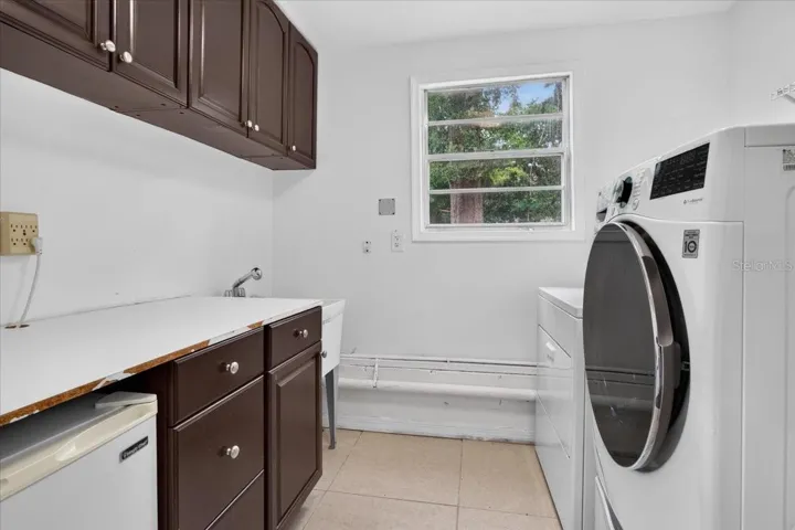 Separate Utility Room