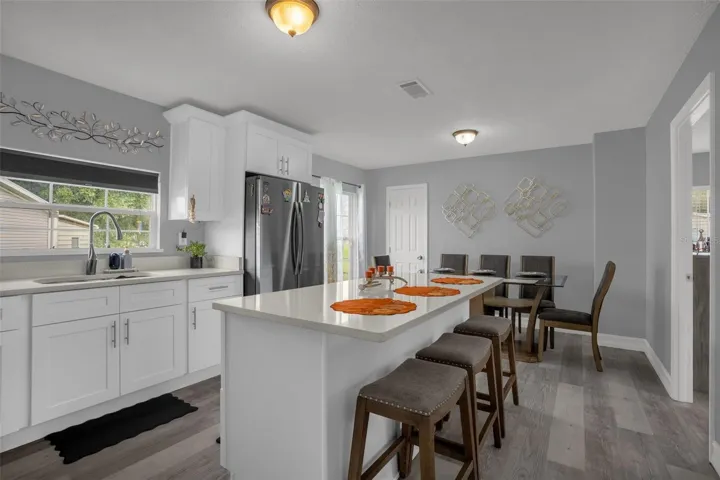 Kitchen &amp; Dining Room