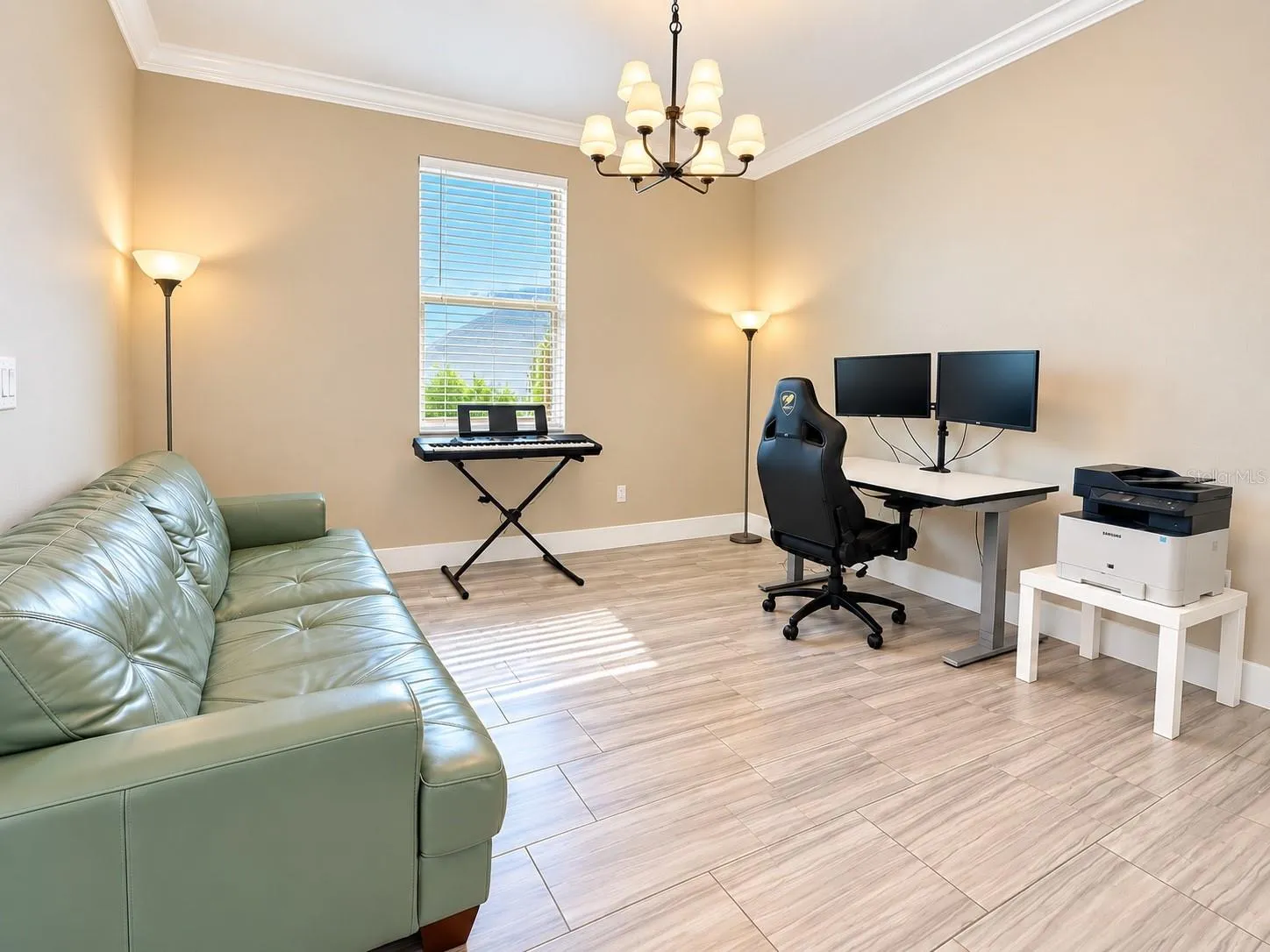 office/den/bonus room