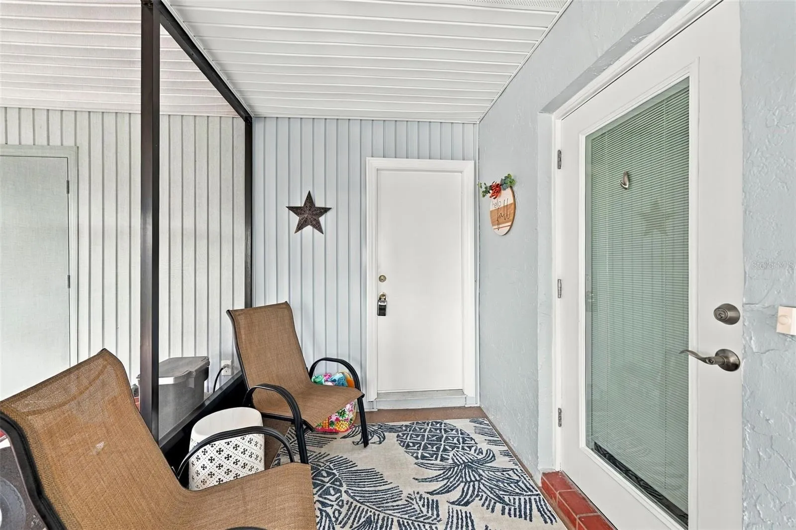 Front porch Screened in