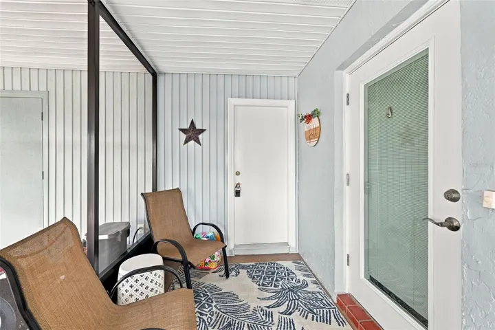 Front porch Screened in