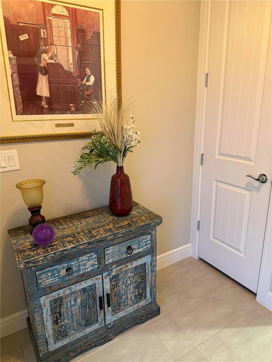 Foyer with Closet