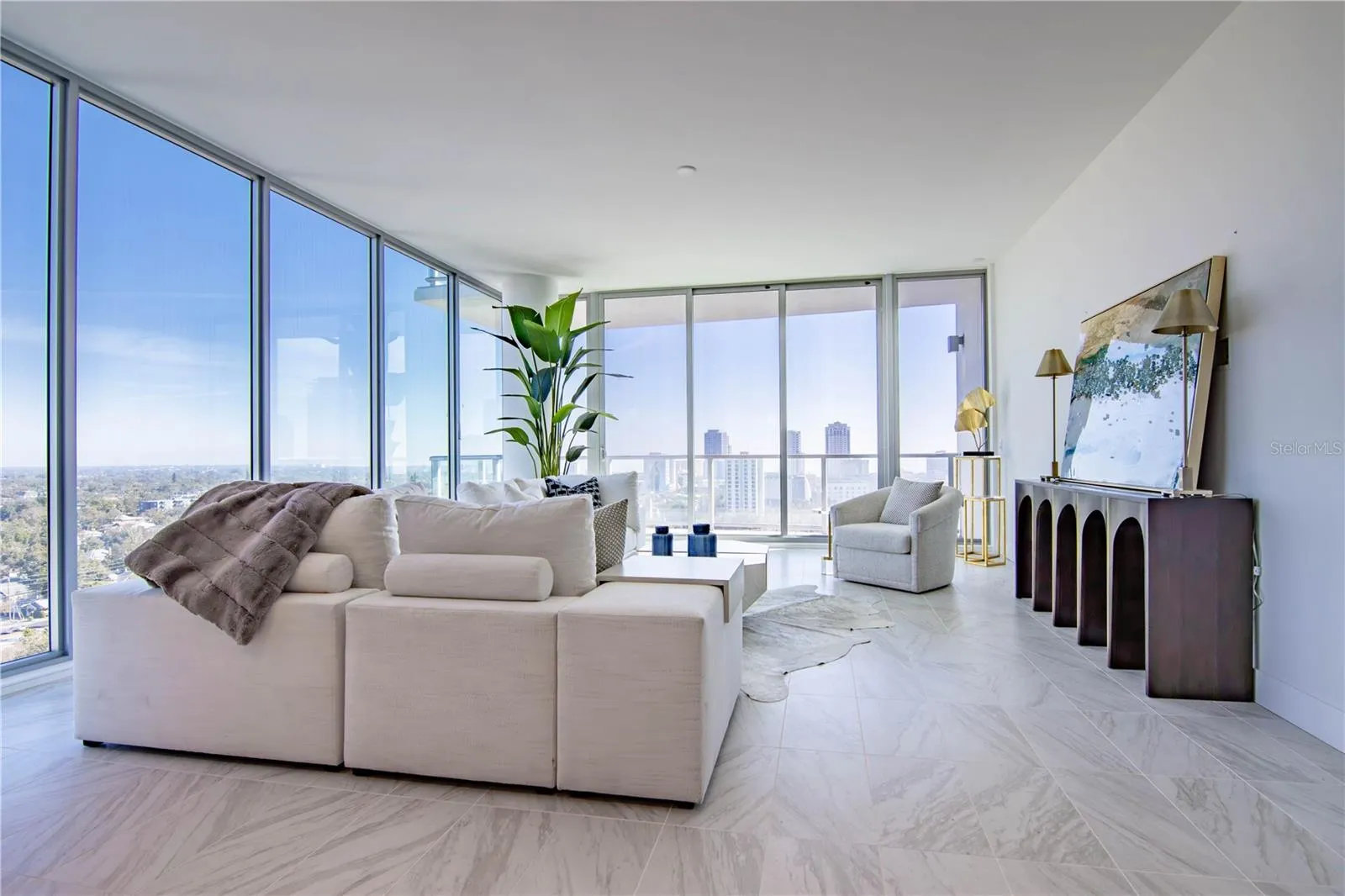 Stunning north east corner views