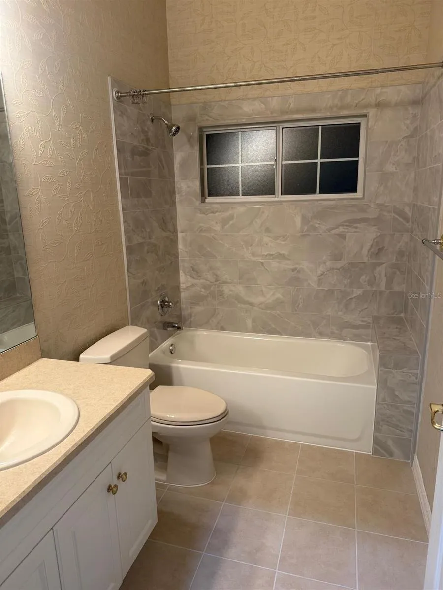 2nd bathroom