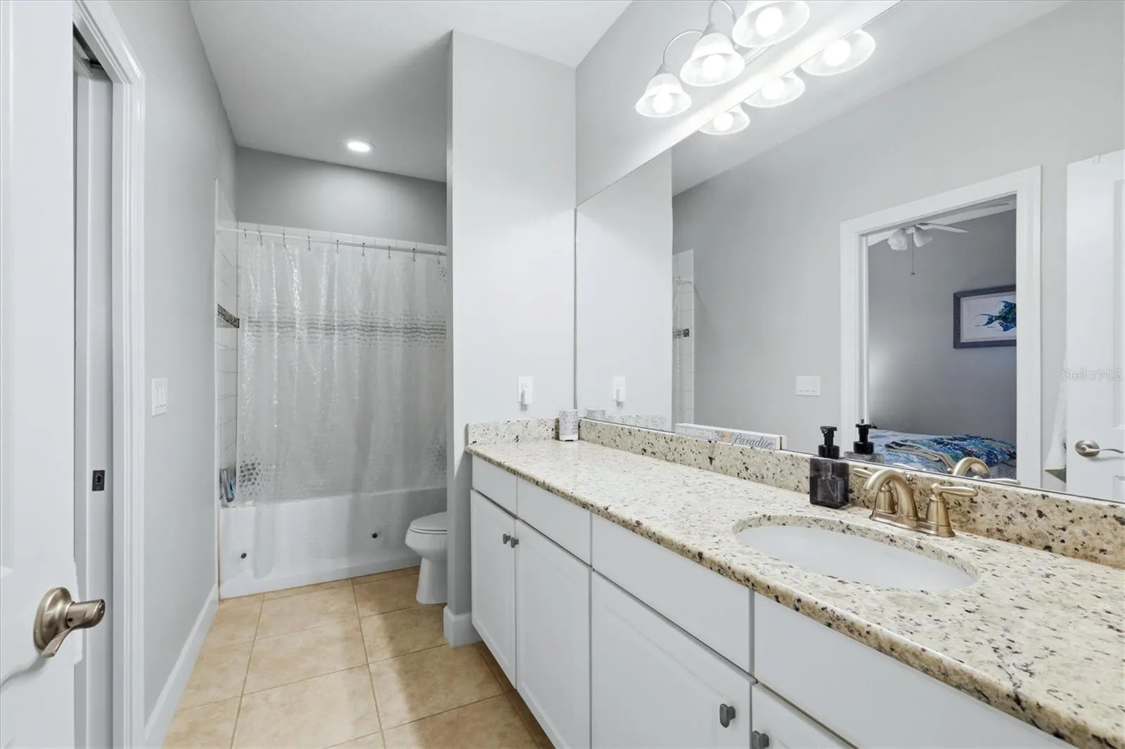2nd bathroom