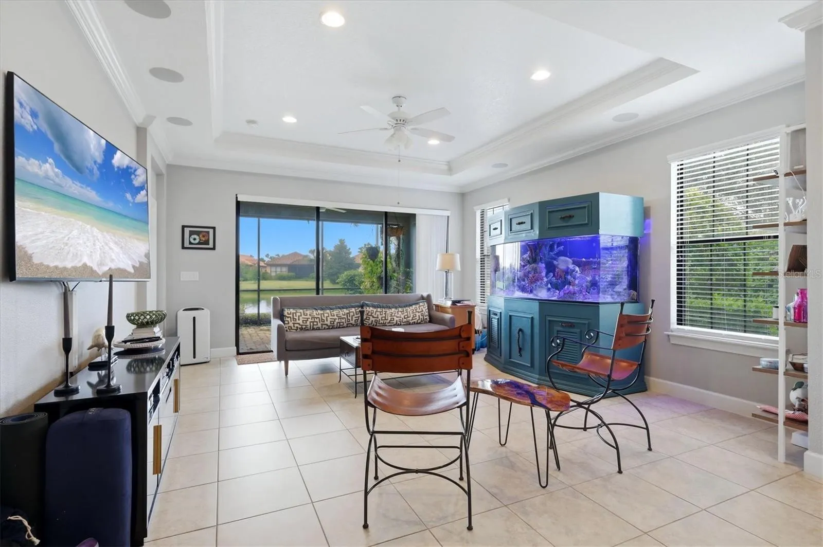 Living area, views of the pond