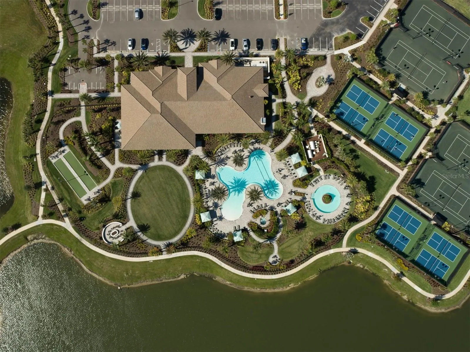 Aerial view of Clubhouse and amenities