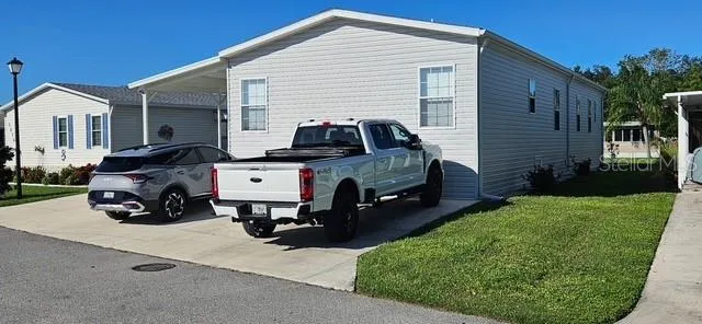 Space for 4 cars