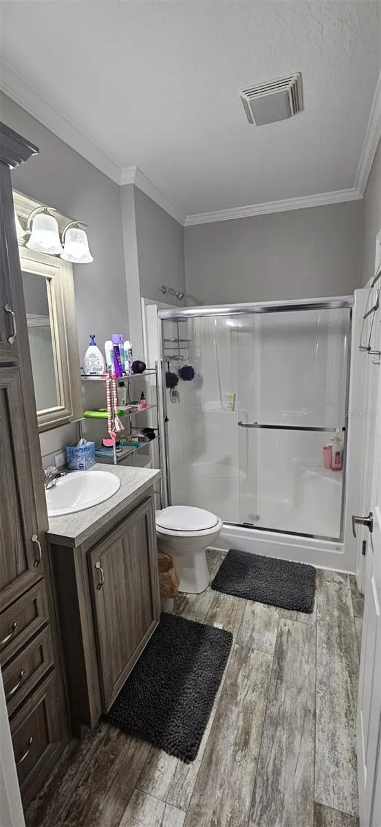 Hall Bathroom