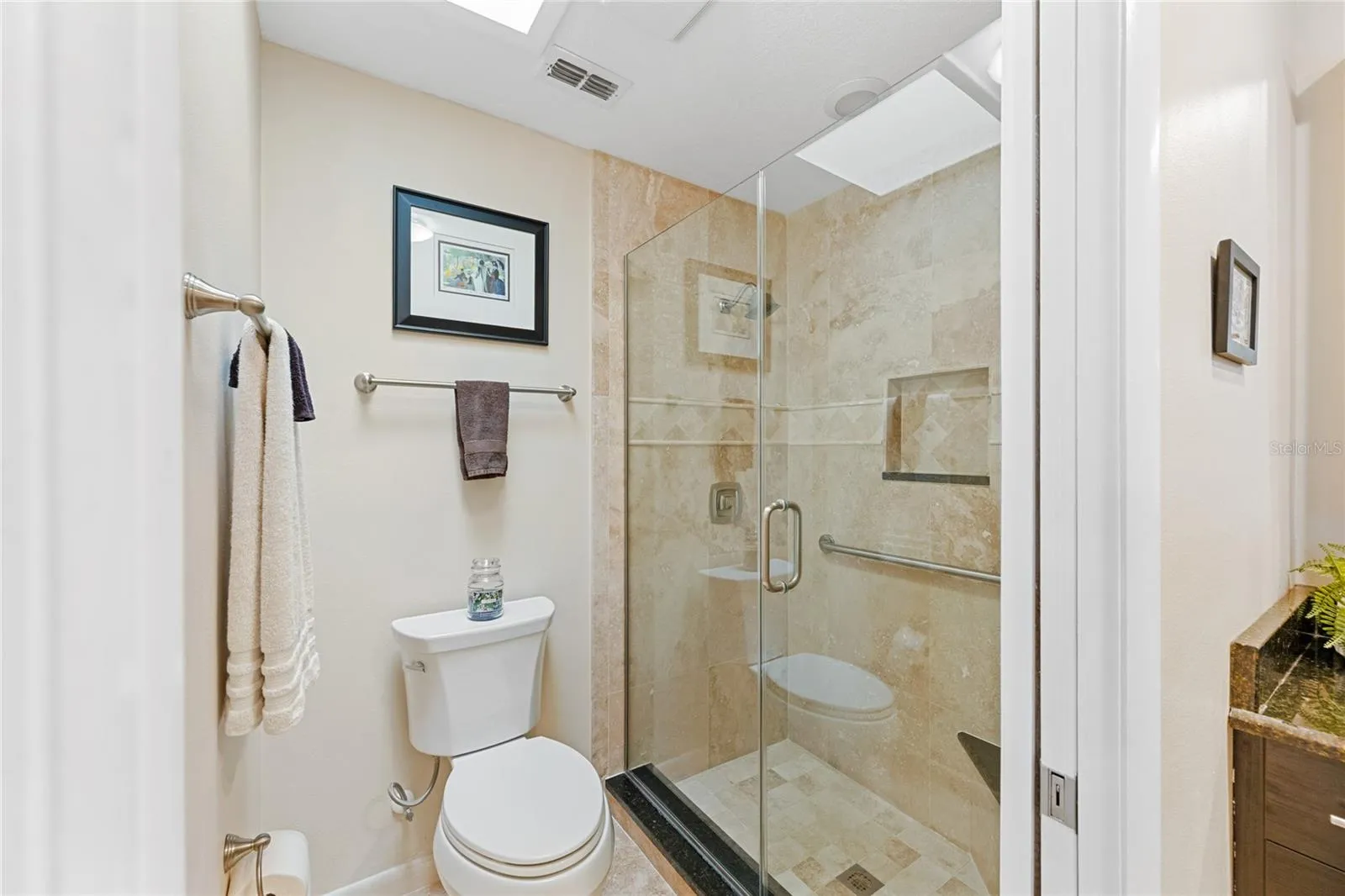 Primary ensuite bath