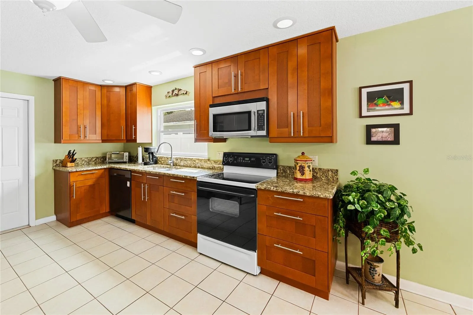 Beautiful updated kitchen with all appliances included.