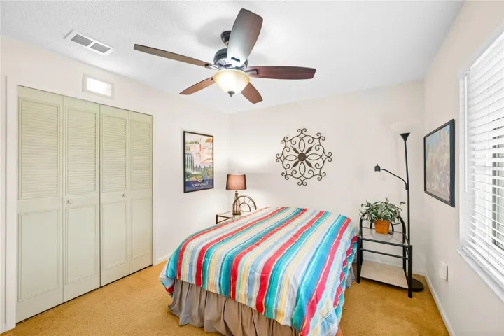 Bedroom 3 with built-in coset