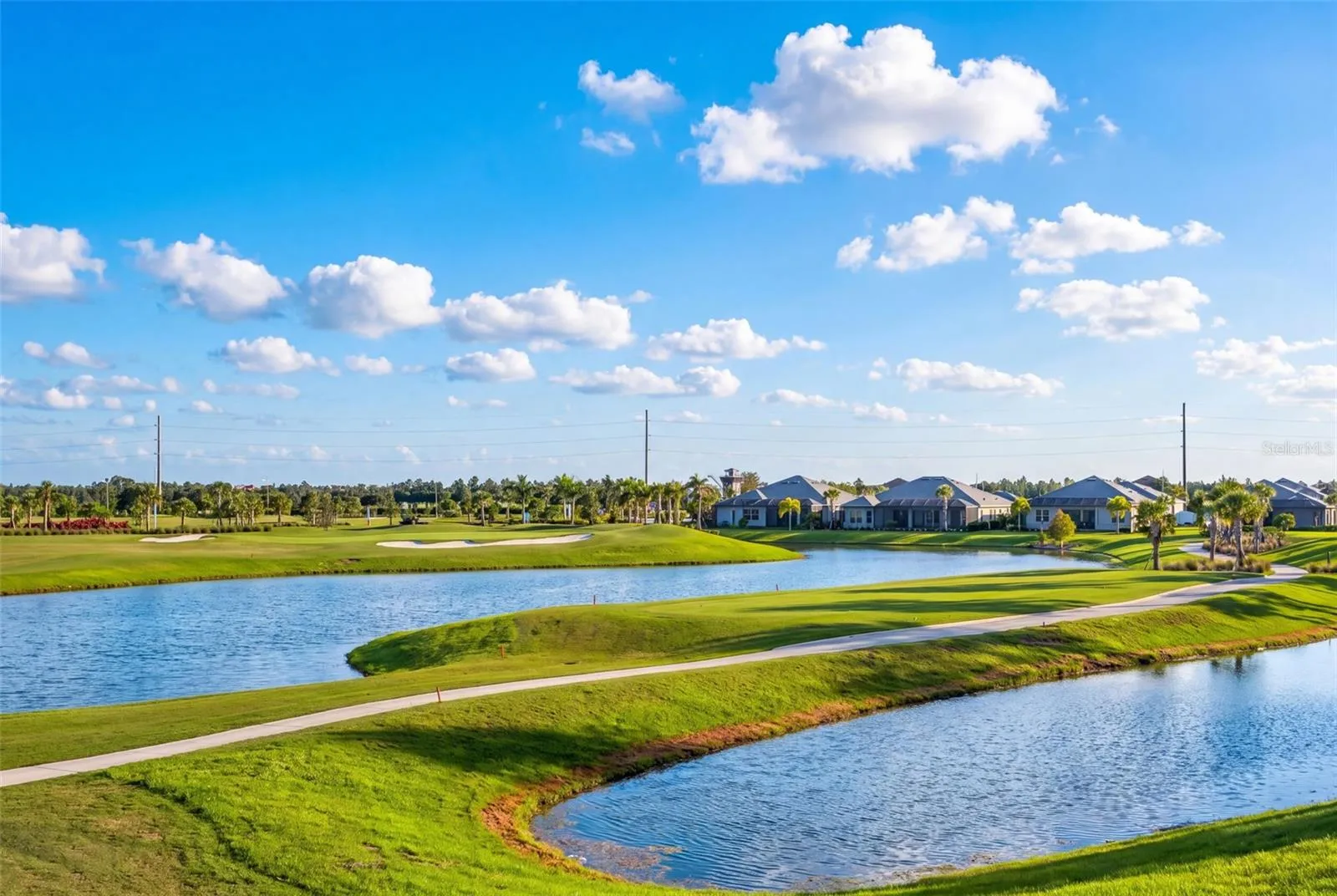 Community golf course